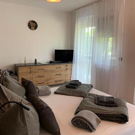 Aron Apartman-ซาลาคาโรส ภายนอก รูปภาพ