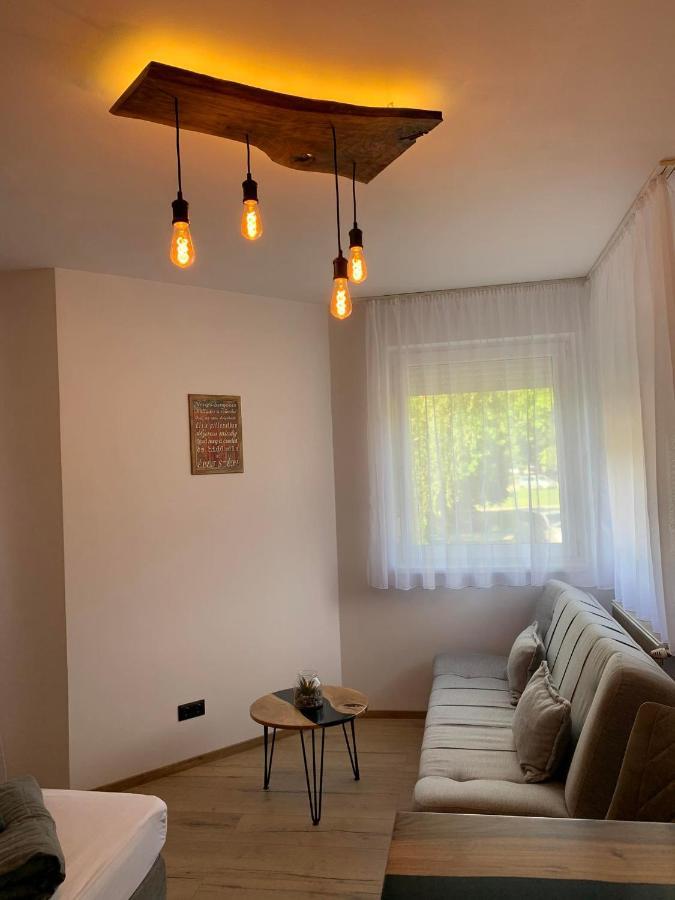 Aron Apartman-ซาลาคาโรส ภายนอก รูปภาพ